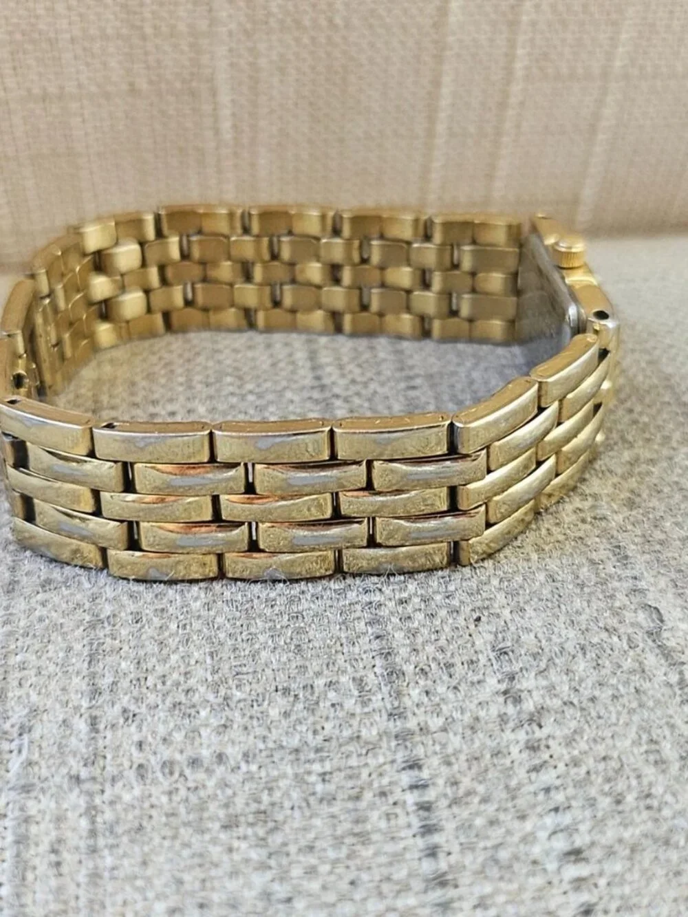 Vintage Citizen Quartz Ladies Wristwatch Gold Tone Analog Quartz Wrist Watch